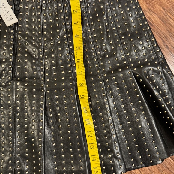 Alice + Olivia leather skirt - Picture 4 of 5